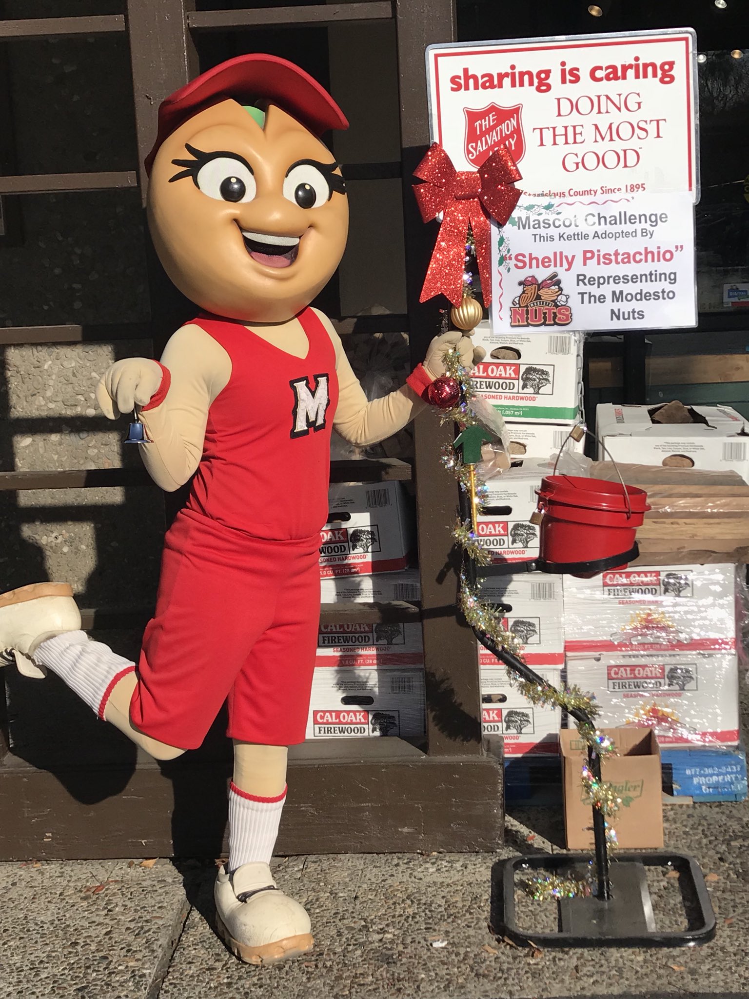 Modesto Nuts on Twitter: "Come say hi to Shelley at O’Briens Market