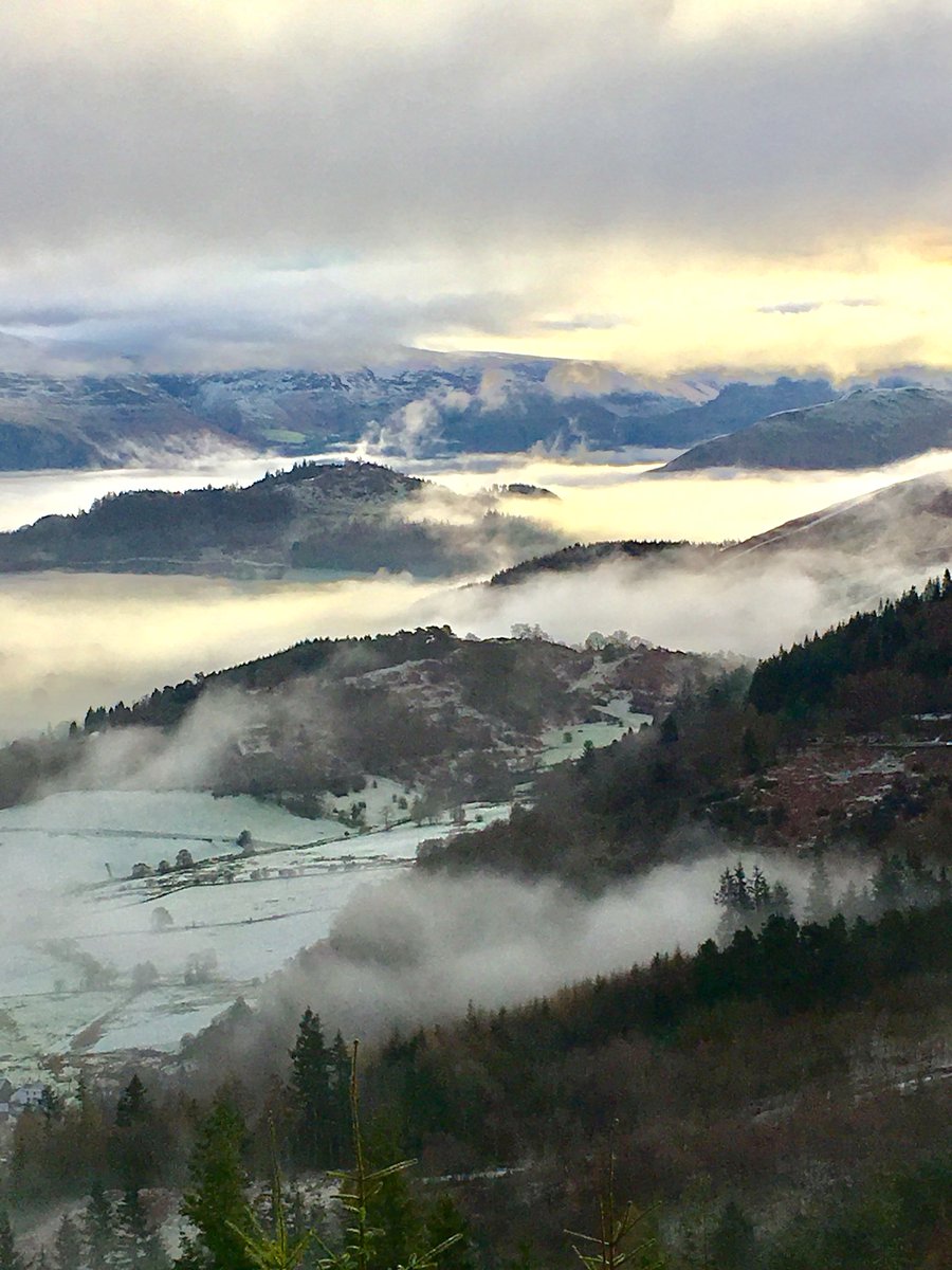 steveblakephoto's tweet photo. Terrific conditions for today’s landscape photography workshop @FCWhinlatter. A great day with a great group. #StormHour #northwestuk #PhotographyIsArt #cumbria @WeatherPicture #countryfile #TGOmagazine #friendsoflakes https://t.co/maRnIR8oX4