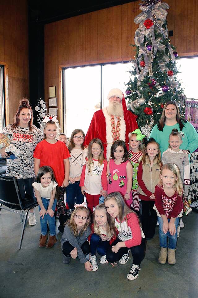 MistRays's tweet photo. We had so much fun at our Christmas Party! Merry Christmas everyone 💙💚💧 https://t.co/TKSU6x1OYS