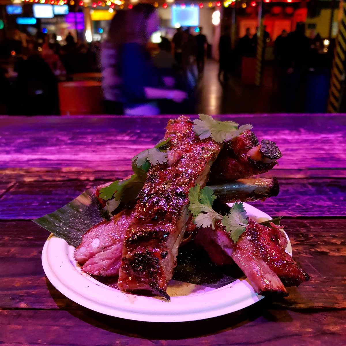 1/2 rack of thai style ribs on for our last night at #hawkerhouse <a href="/StreetFeastLDN/">Street Feast</a> #thaifood #canadawater