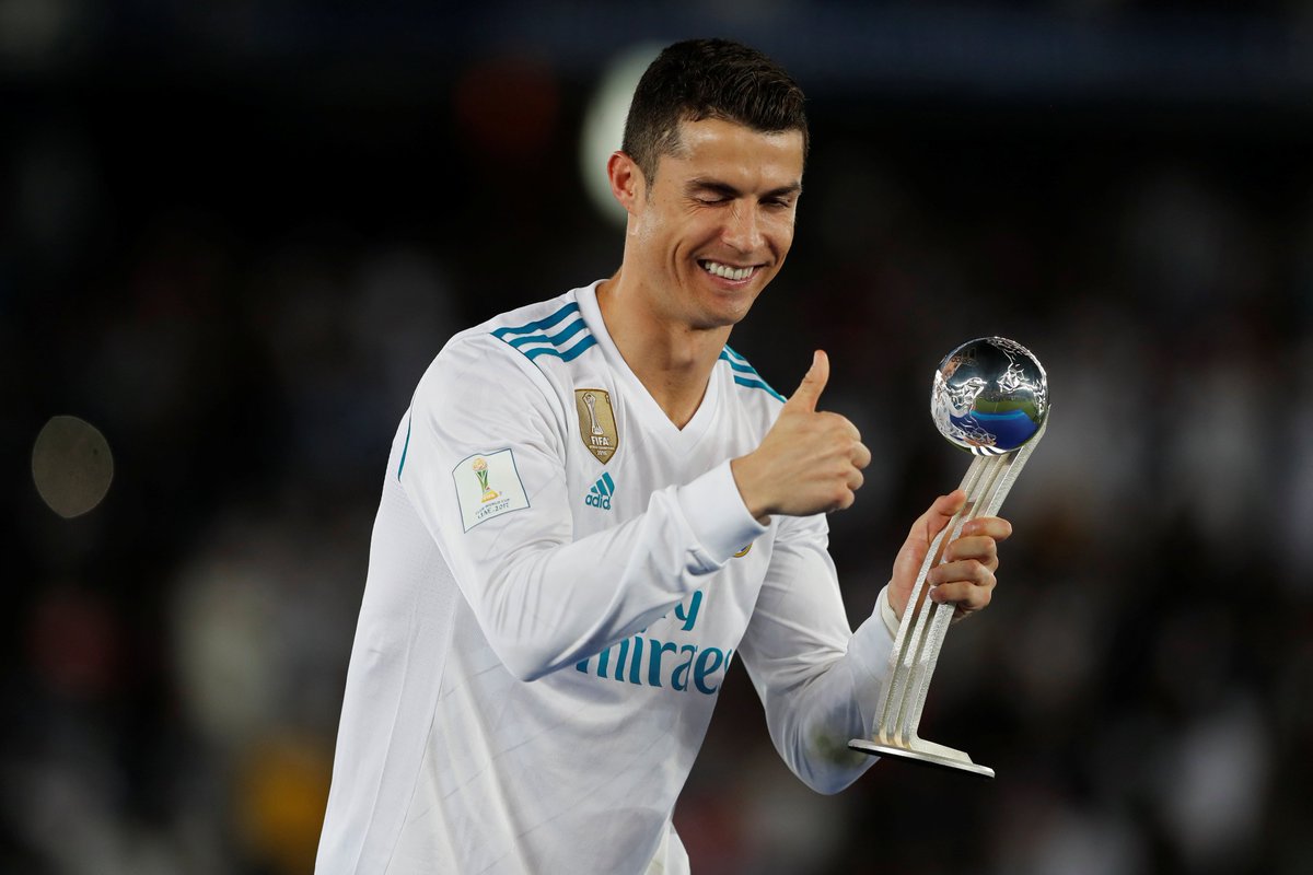 sporx's tweet photo. Cristiano Ronaldo📸 https://t.co/5vGdkxxVKp