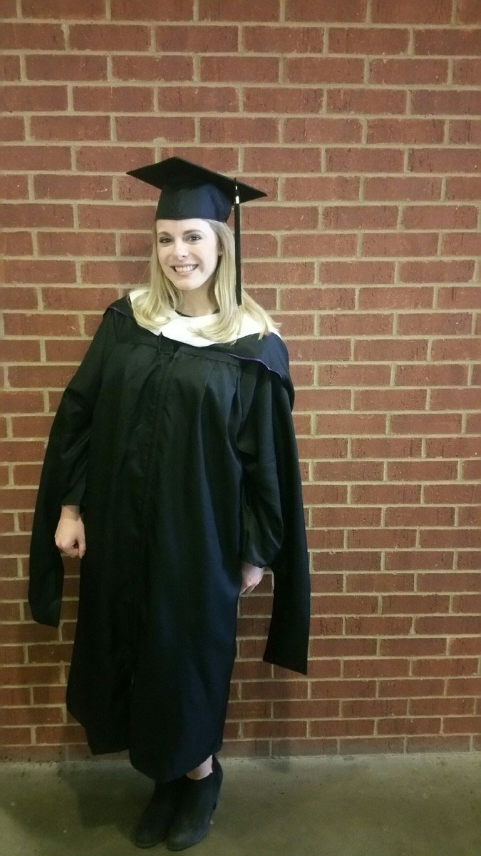 brittdedmon's tweet photo. @yourpalalwalka Your family is so proud of you!!! #LipscombGrad17 https://t.co/SssAylOcj3
