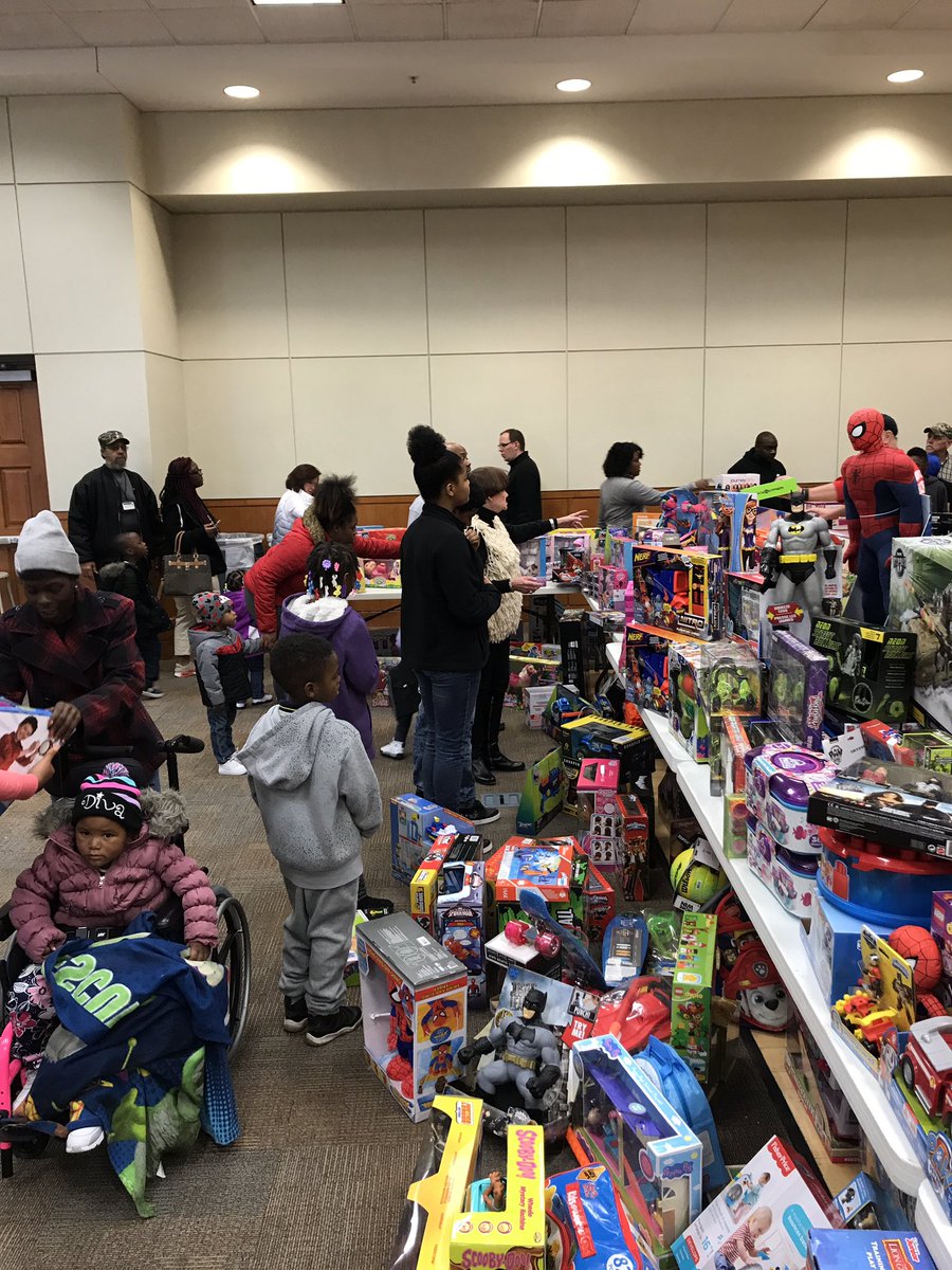 <a href="/ChairmanKern/">Mark Kern</a> 21st annual toy giveaway to over 1,000 needy kids today. Thank you Mark &amp; Erin Kern plus all the County elected officials &amp; department heads who helped today! Happy holidays!