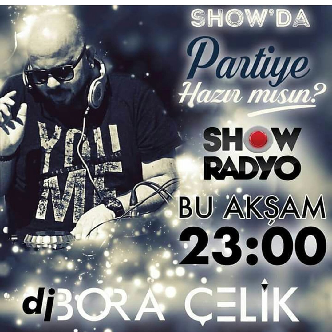 ShowRadyo's tweet photo. Eğlenceye hazır mısınız ❔ 🔽 📻 🔽
#djboracelik #Dijibox #Showparti #music #eğlenceli #mood #popmusic #musicnews #muzikhaberleri #Showradyo https://t.co/BnvKdQ1Vdn