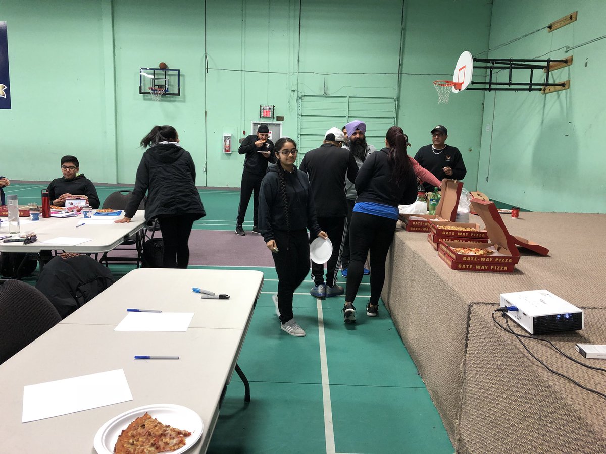 TonyCargill's tweet photo. Active for Life through @1BCSoccer course having a pizza lunch break after some good knowledge sharing with @BCTIGERSFC 🍕⚽️ https://t.co/21s9UJa5gc