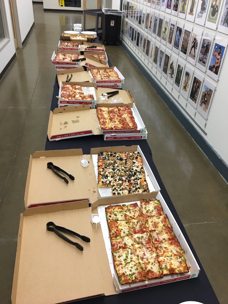hylandhackathon's tweet photo. Dinner is served!!! #HylandHackathon https://t.co/q7h5aVmLNR