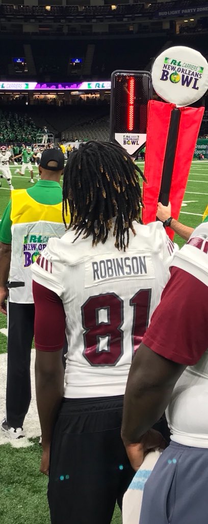 victorygameclks's tweet photo. Proud to have our eDown markers today at the @NewOrleansBowl! #VictoryGameClocks #eDown #everydowncounts https://t.co/MS6600q7hH