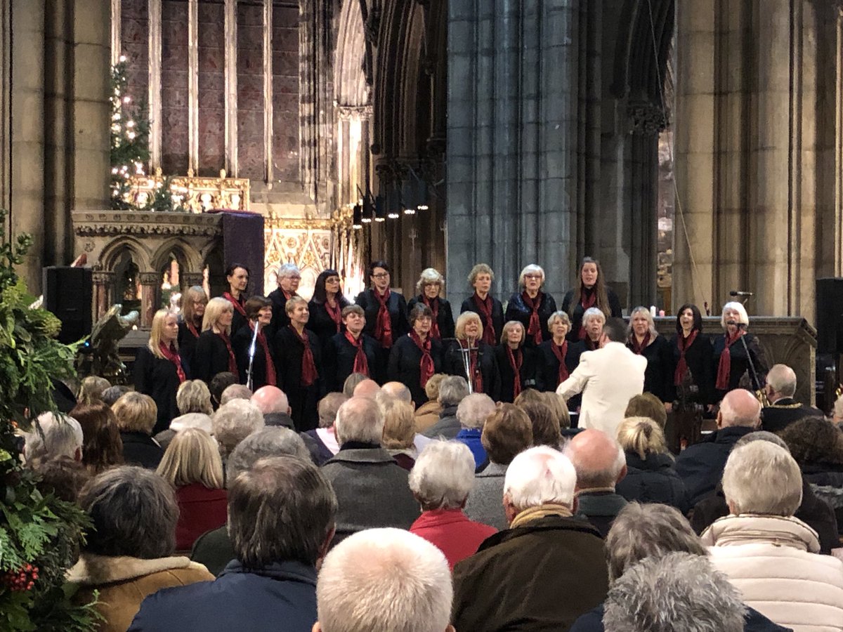 An excellent evening so far <a href="/DonMinster/">Doncaster Minster</a> with <a href="/HatfieldBand/">Hatfield Band</a>! A near-capacity audience: excellent!