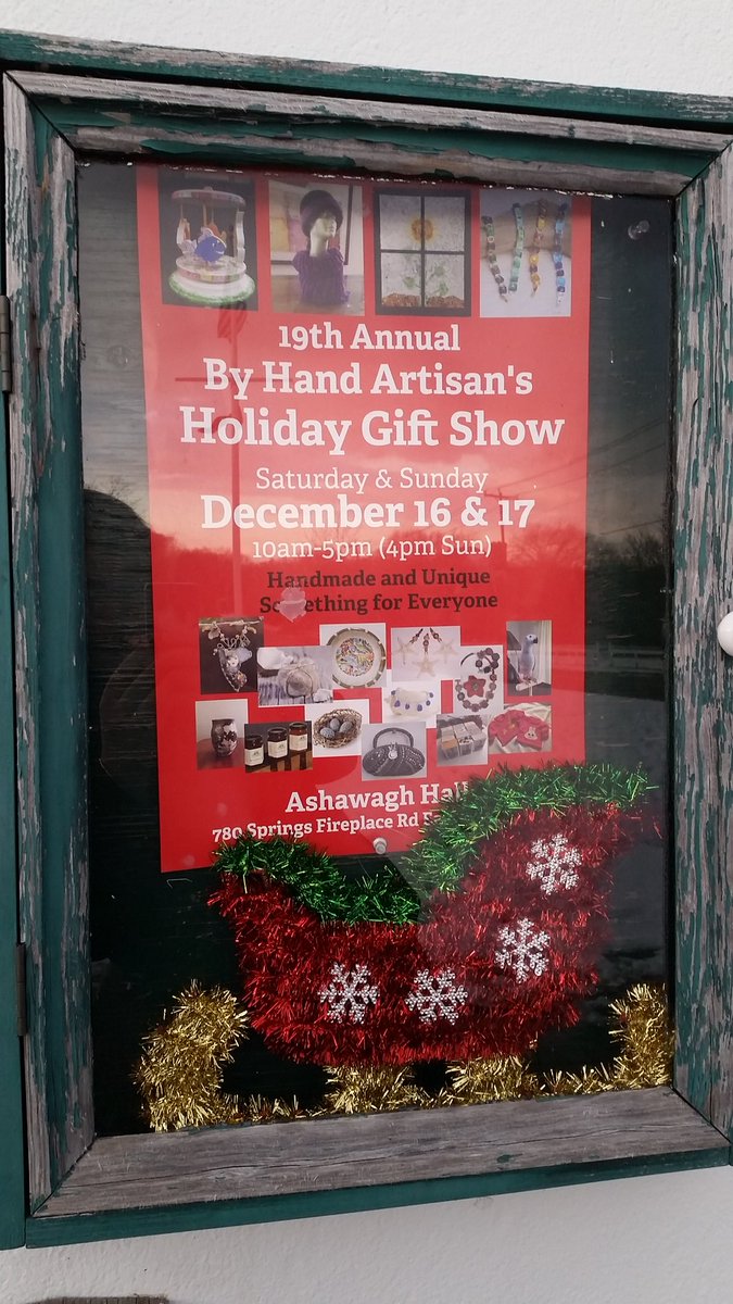 AshawaghHall's tweet photo. The annual By Hand Holiday Gift Show - open Sunday, Dec. 17 from 10 to 4! https://t.co/TZfVGrtKk2
