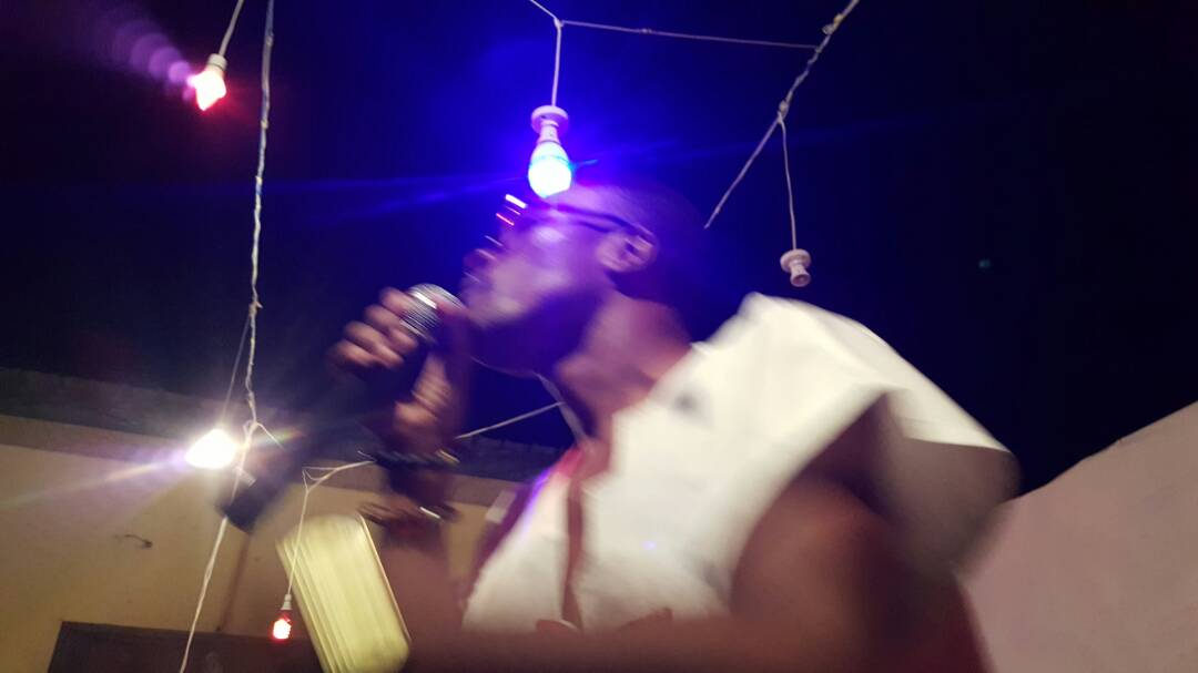 sabolairadio's tweet photo. Thus man has too much rhythm. @ReynoldsTGM needs his own.. this set should have been much longer.. π₯π₯π₯
#SabolaiRadio2017
#Ghana #alternative #music https://t.co/afFNTsIljX