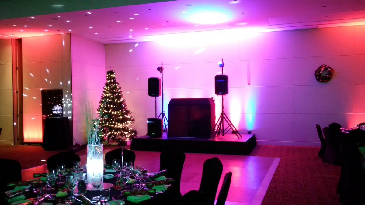yourdjservices's tweet photo. 2nd night in a row and we live playing the #xmasparties @LeicMarriott #xmaspartytime #yourdjservices #leicesterxmas https://t.co/HM07Wu3Jbg