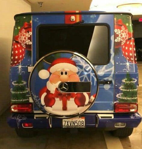 anegadobiba's tweet photo. se existe alguém mais animado pro natal esse alguém é o justin  bieber https://t.co/D6Hn26Ps6j