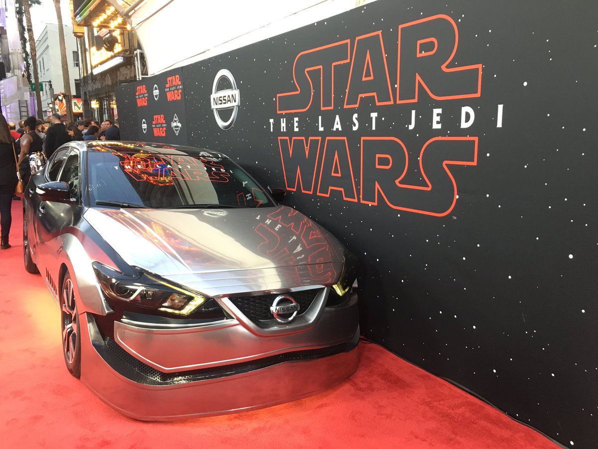 MsVanessaJames's tweet image. This last week feels like a blur (in a great way).. Had a blast at the @starwars premiere of The Last Jedi with over 1000 die hard fans and media friends. Can I just say there's no better way to watch a movie! @nissanusa collaboration with @OnLucasFilms is a perfect partnership.