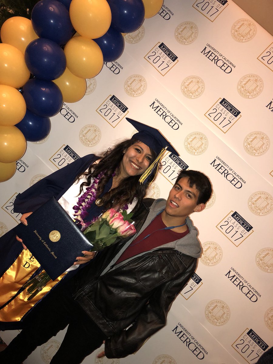 AF_Anuubiis's tweet photo. Congratulations to someone who has always looked out for me in life ❤️ I’m so proud of you and I’m excited to see what you do with the rest of your life 🎉🎊🎓 #UCM2017 @WhoIsKatelyn https://t.co/ycjjbRNNZH