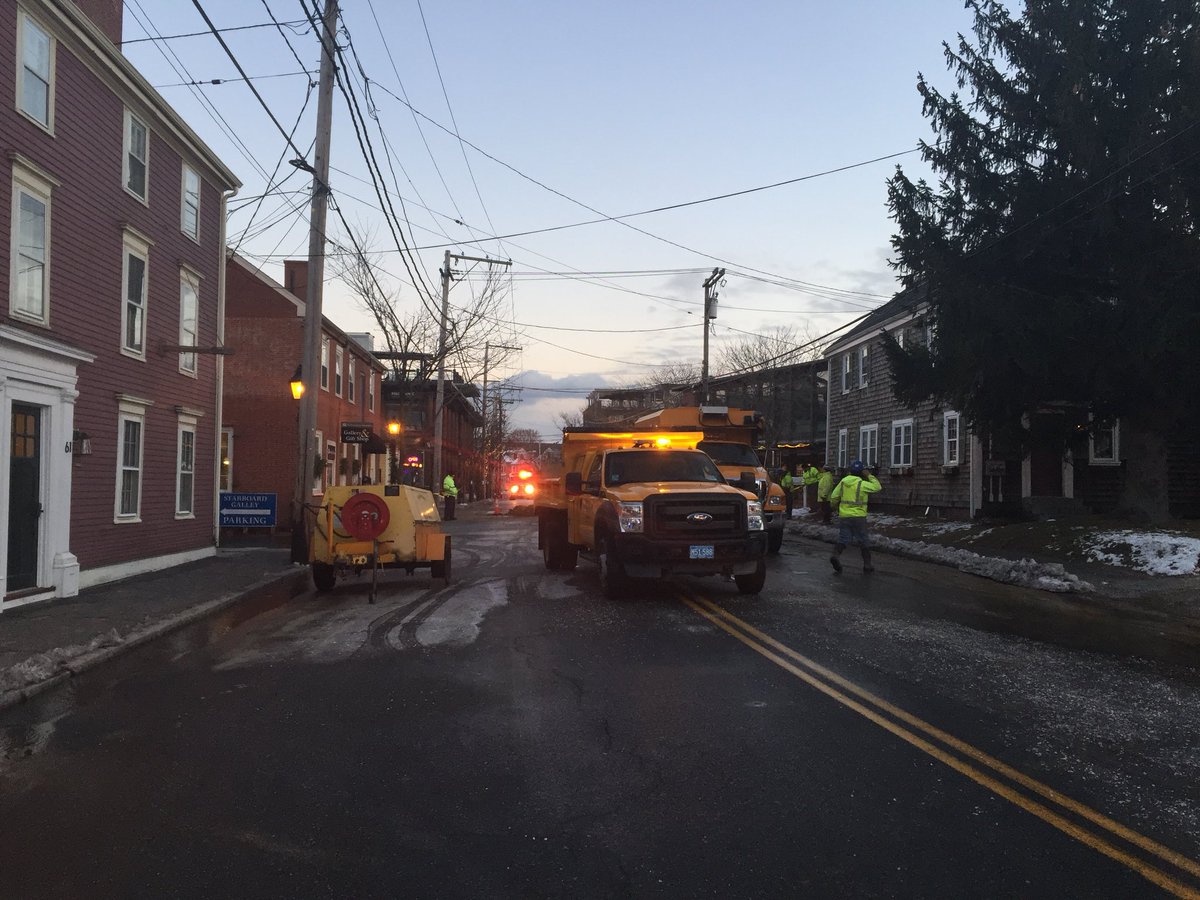 Water Main Break - Water st between Fair and Federal is closed, please avoid area