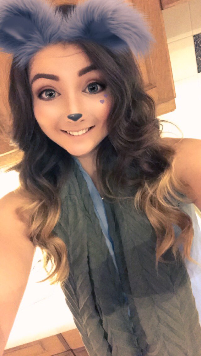 WelchN96's tweet photo. Selfie! https://t.co/TqlQX9bLAW