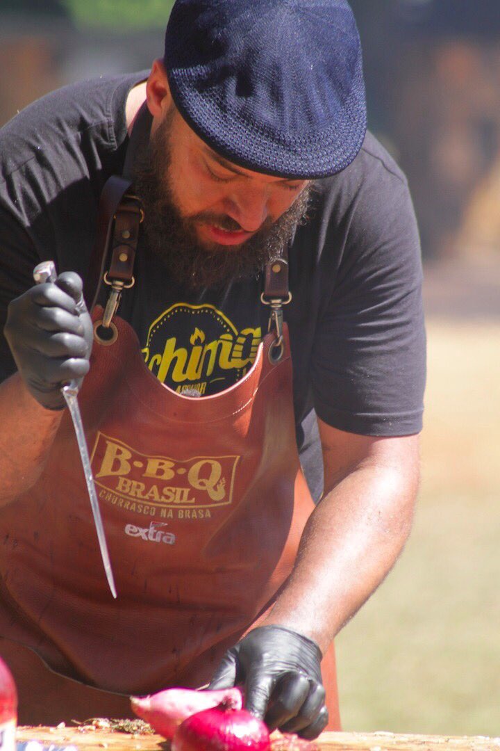 chrisflores's tweet photo. @feschimanoski e @Carlosbbq dando o sangue #BBQBrasil https://t.co/ley3SHvG83