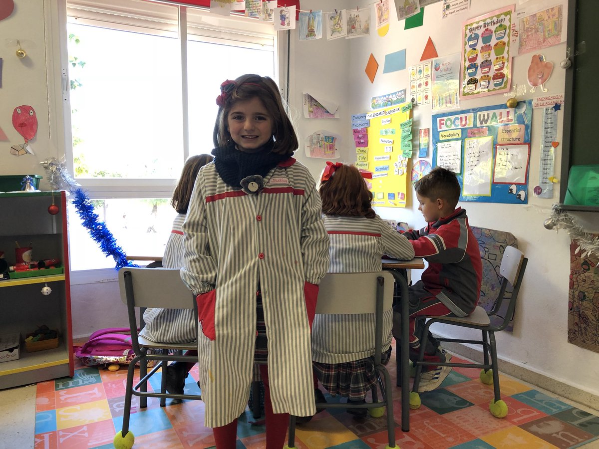 ColegioEP's tweet photo. AHORA MISMO; NOTICIA NACIONAL EN LA VANGUARDIA: La ACB felicitará la Navidad con una postal diseñada por una alumna del colegio El Pinar de Alhaurín de la Torre https://t.co/kFWNofAGxM https://t.co/Z9ZhlQL5Rx