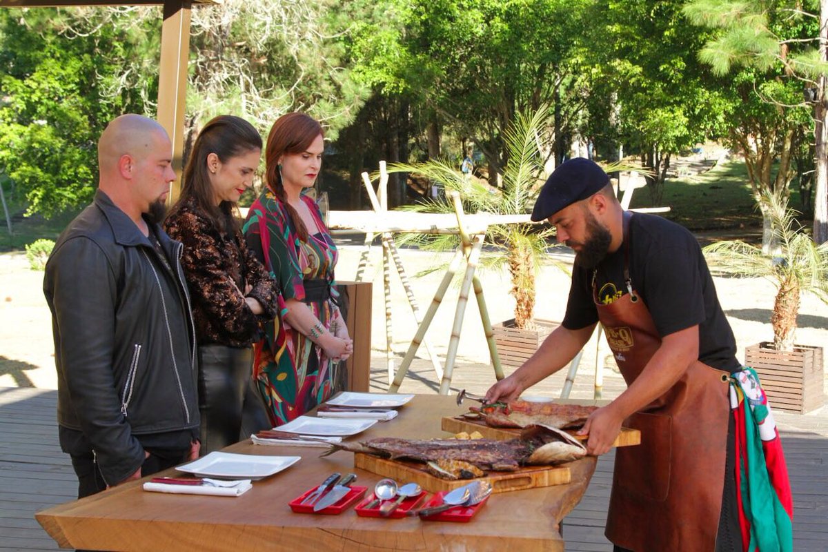 feschimanoski's tweet photo. Ultima apresentação.... a mais difícil.  #schimaassador #BBQBrasil https://t.co/C4SV7SHArv