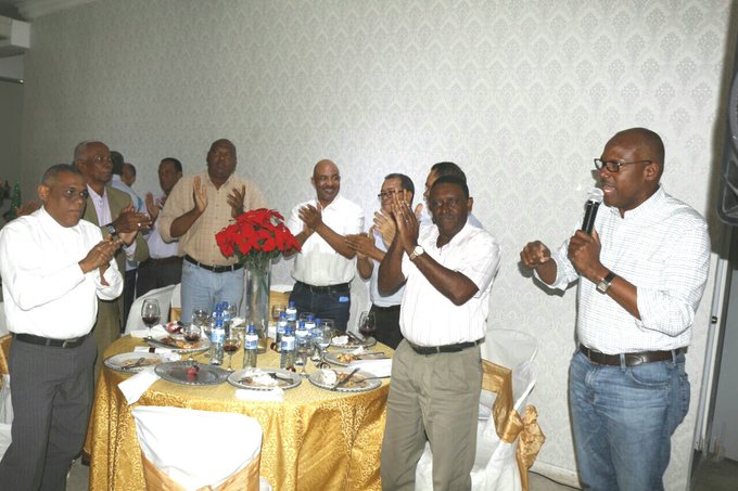 Ver imagen en Twitter Ver imagen en Twitter