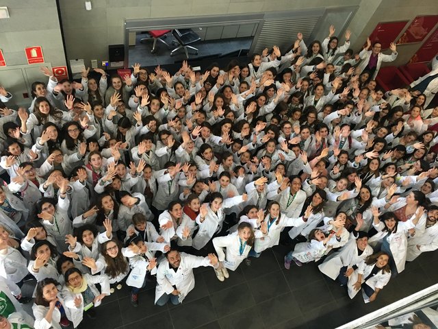 massa_xavier's tweet photo. Cisco está ayudando a formar a las líderes del futuro en ciencia y tecnología #GirlsInSTEM en el #g4gDayMadrid! Lee la historia: https://t.co/mLGxeIlNWC https://t.co/9dMZBA4YUX