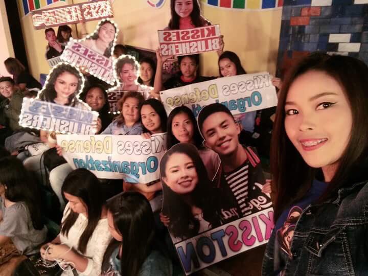 KissTonCupids's tweet photo. Team Live are all hyped! 
KissTon with Kissables and Troops! Ready to support @tonythesharky @delavinkisses for #ASAPChristmasParty @ASAPOFFICIAL 
@KTWorldwideOFC @marcolme @missangeljones @KDTrendsetters @TeamKissesOFC 

KISSTON ON ASAP https://t.co/pzuGUCBqqo