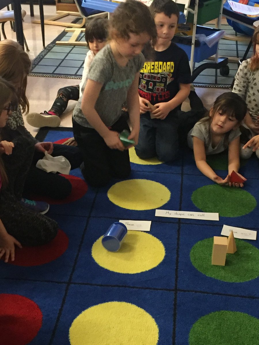 MissMurray07's tweet photo. Grade 1 Robar/Murray was learning all about attributes of 3D solids and how we can use them to sort shapes. @ssrsbbes #shapes #handsonlearning #learning https://t.co/wTPnXPZ0v5