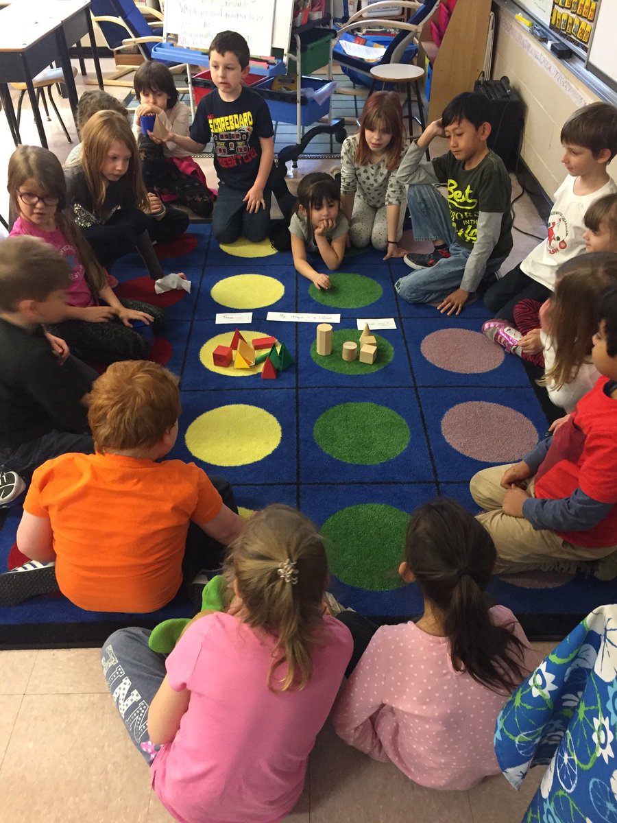 MissMurray07's tweet photo. Grade 1 Robar/Murray was learning all about attributes of 3D solids and how we can use them to sort shapes. @ssrsbbes #shapes #handsonlearning #learning https://t.co/wTPnXPZ0v5