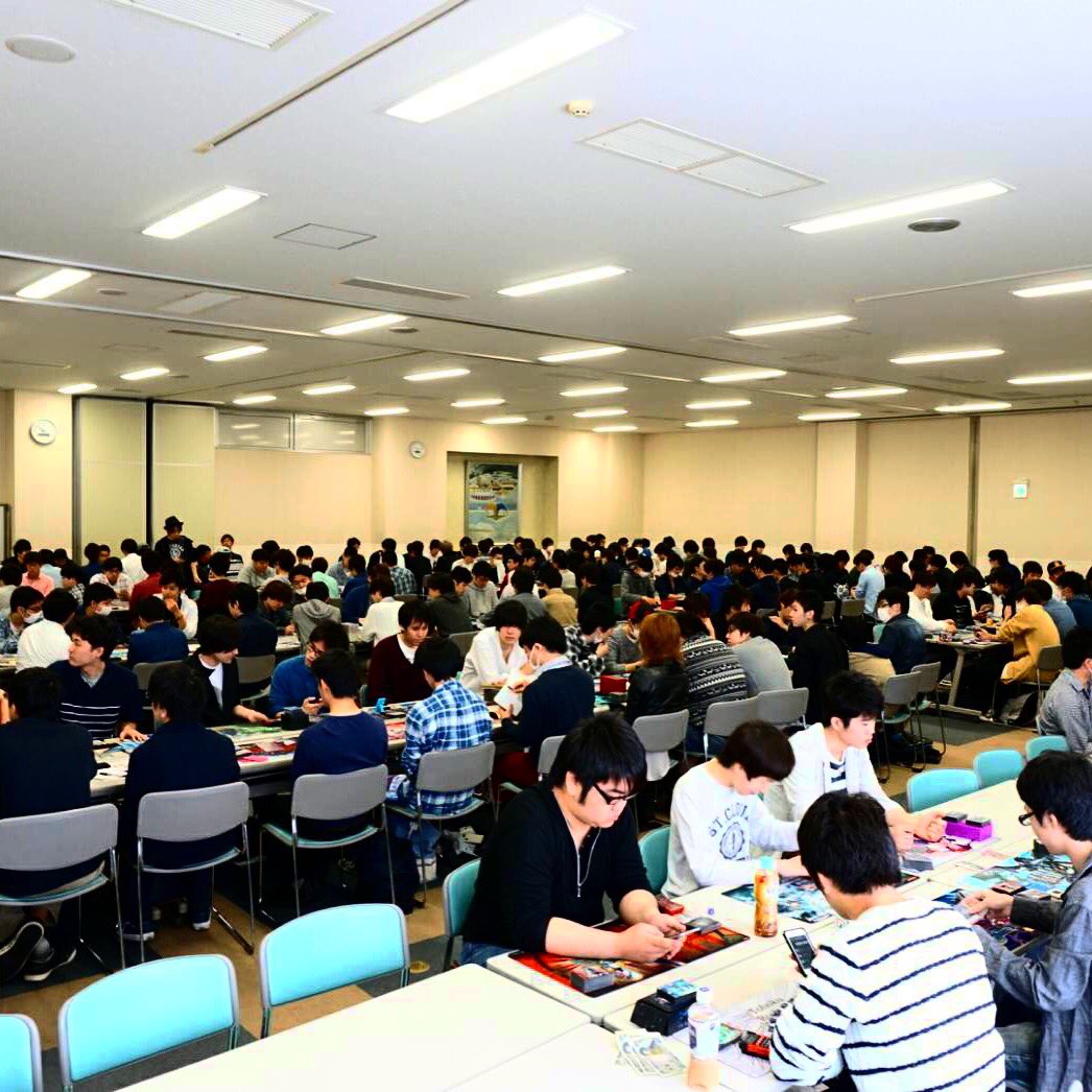 TOKYO_YuGiOh_CS's tweet photo. #東京遊戯大会情報

日程:2018年1月7日(日)
形式:個人戦
場所:ハイライフプラザ板橋
募集:先着にて現在より受付開始！

☆このツイートをリツイートして頂いた方の中から1名に豪華東京遊戯クリスマスセッ��をプレゼント！！

https://t.co/YmYKqkGA3S https://t.co/NlXFFE4eeh