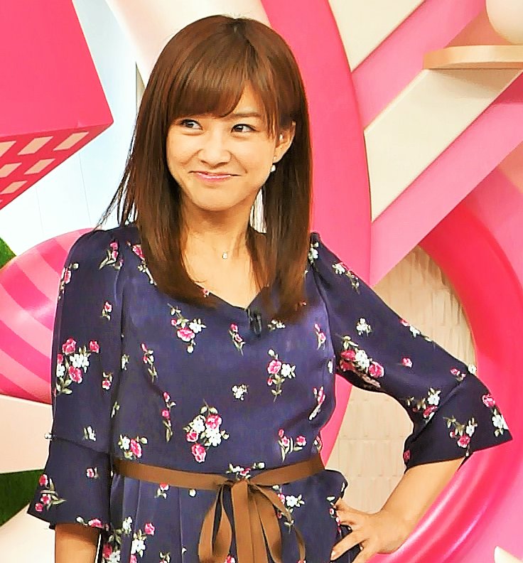 ポーズを取る後輩 中川絵美里ちゃん 横顔も可愛い Oha4 中川絵美里 T Co Fl1yw1krqq Twitter