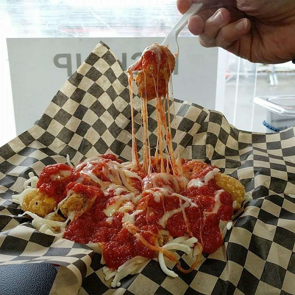 on_tots's tweet photo. Always take time to stretch #pizzatots https://t.co/BZji6M7OxF