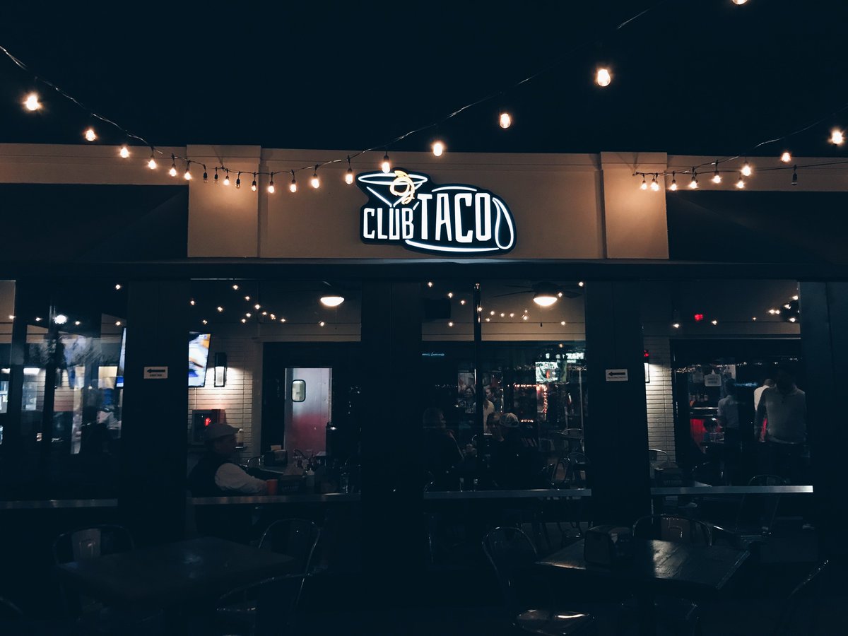 Clubtacostl's tweet photo. Perfect weather 🌤 to enjoy some tacos. Head over to #ClubTaco and enjoy our outdoor seating with #friends and #family. 🌮🍸 https://t.co/ZIJOhI5sml