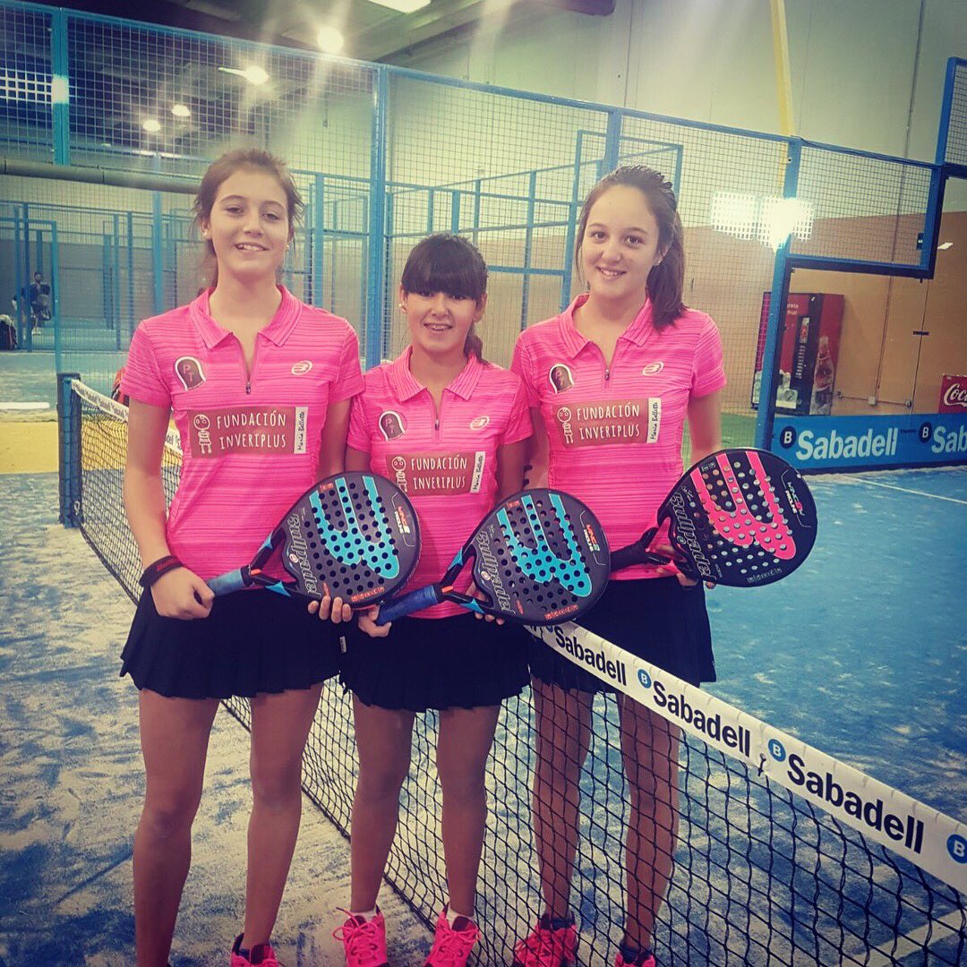 PadelTraining's tweet image. Los alumn@s FUNDACIÓN INVERIPLUS jugando el Master de Pádel de Madrid 2017, toda la info.: fmpadel.com/if_torneos.asp…