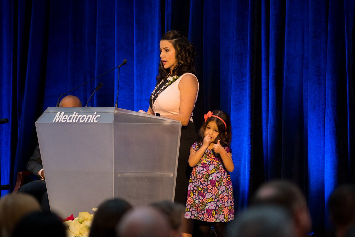 OmarIshrak's tweet photo. Full house at Medtronic during our 57th annual Holiday program. Listened to moving stories from patients and reflected on how our Mission inspires us and unites us. https://t.co/33dtPk3InB