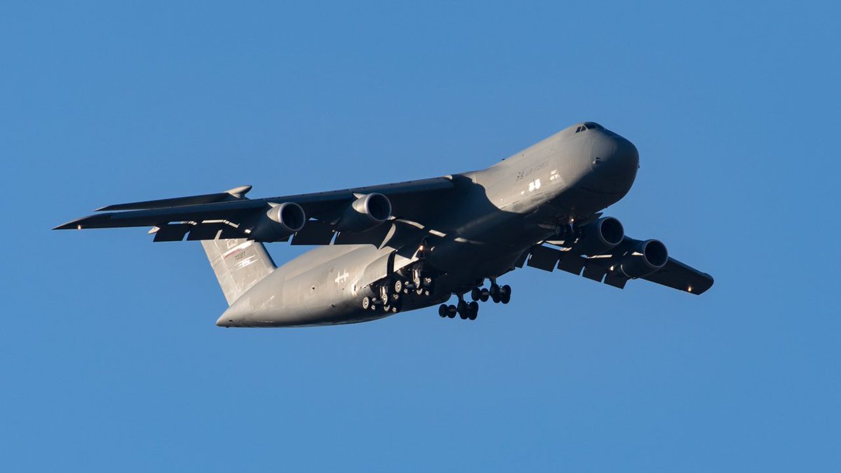 eos40is's tweet image. G'morning 横田基地 08:13 R/W36↘︎
C-5M Super Galaxy(87-0027) / KSKF
テキサスからレアなギャラ来た!

#YokotaAB #C5M #KSKF