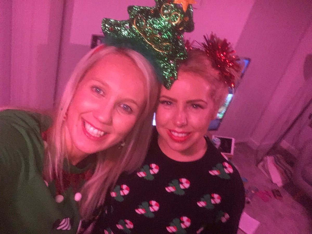 amynutt00's tweet photo. #tackychristmas17 https://t.co/C1ptfcKLyp