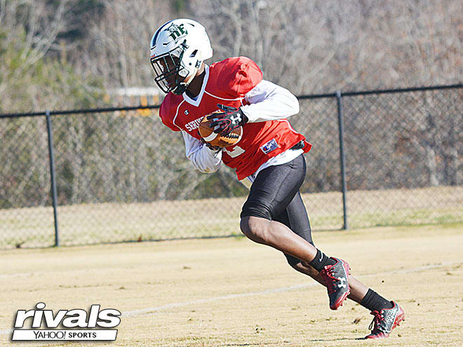 FriedmanAdamm's tweet photo. SHRINE BOWL: #Gamecocks, #NCState, #UNC and #GoDeacs commits impressed at the Shrine Bowl. https://t.co/WP5XBRWcX8 https://t.co/bUyjLydsPm