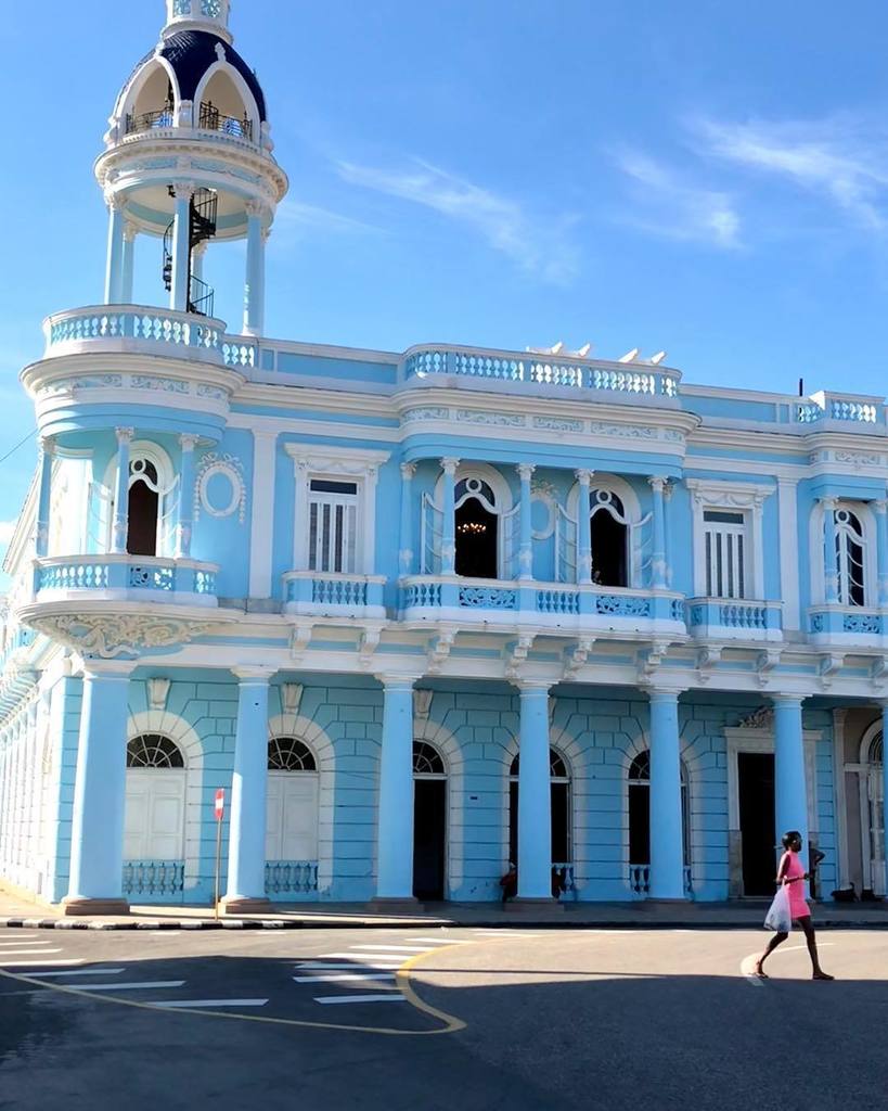 TAHUSA's tweet photo. Second day in Cienfuegos
.
.
#streetstyle #streetphotography #cuba #havana #habana #centralamerica #streershooter #iphone8plus #photowalk #ShutterAlliance #hkshutteralliance #travellust #vintage #timecapsule #streetphoto iphone #tahusa_cuba #cienfuegos #… https://t.co/1HIaM2K5fV https://t.co/LI11pHHgj0