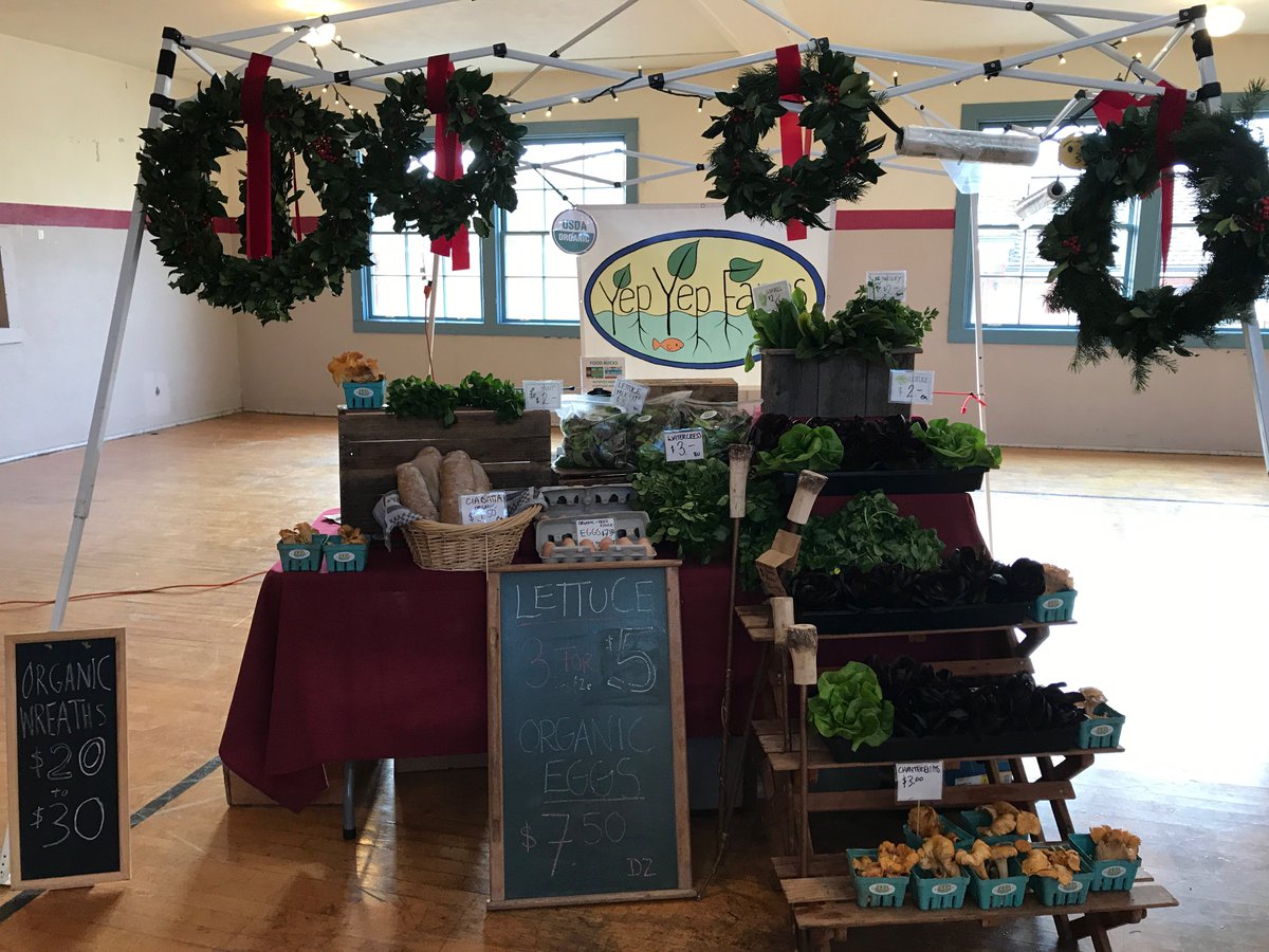 NewFrontierMkt's tweet photo. Last #FarmersMarket of the year!  Vacation next week!!! https://t.co/YdOpM4YQG9