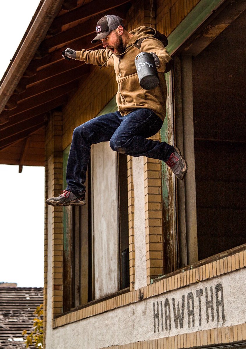 OT_Store's tweet image. Chamarras? Jeans? Calzado? Gorras? Guantes?... Todo lo que necesitas está en Outdoor and Tactical Store