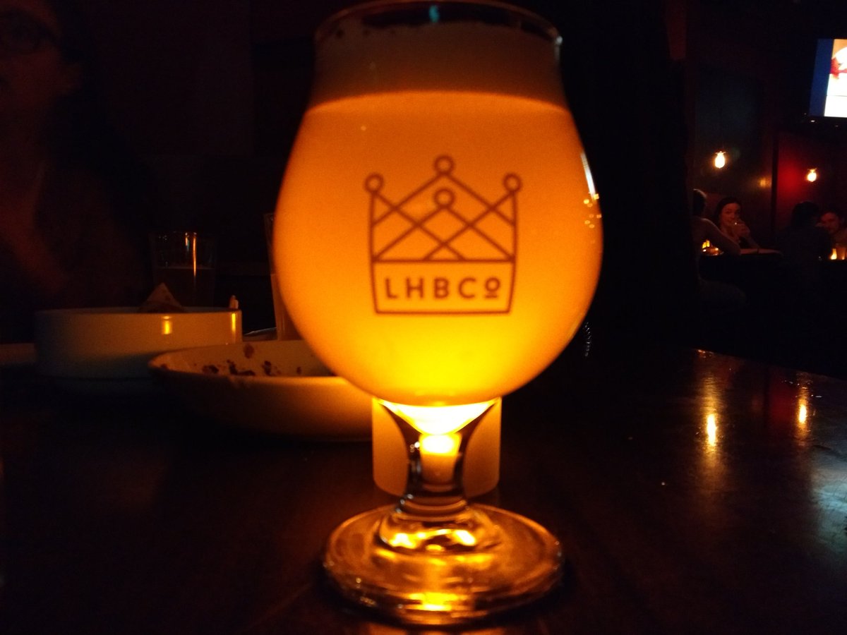 FAREWELLBOSTON's tweet photo. good beers good night @lordhobobrewing https://t.co/eIOsHgXBN4