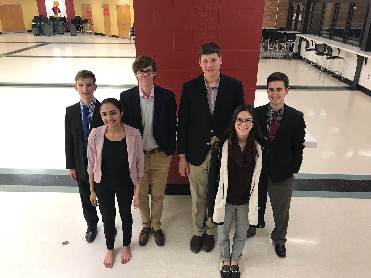 OEHawkTalkers's tweet photo. Our 4- speak team finished 3rd at our regional qualifying us to the 6A 4-speak tournament! Congratulations! #HawkTalkers https://t.co/rqitxe8spq