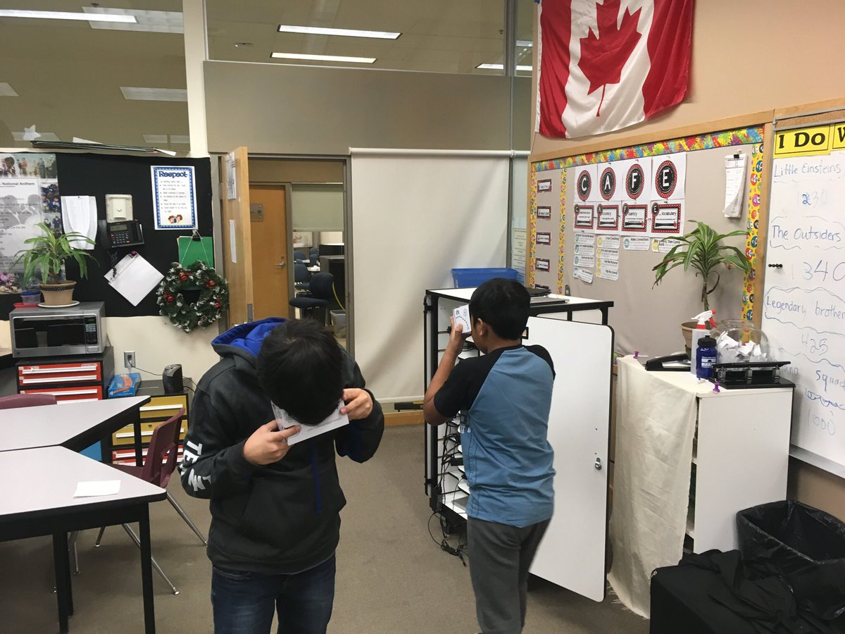 WolfBitsLeader's tweet photo. @ycsnwt @Weledeh @micahshippee @simonegessler #virtualreality  #AR  #jigspace #kouji #sitesinvr #worldbrush- AR / VR day - Students used AR and VR using the Sites in VR app to learn about a castle or tower then view it in virtual reality! Then we checked out AR apps for ed! https://t.co/nzLhXuGWkn