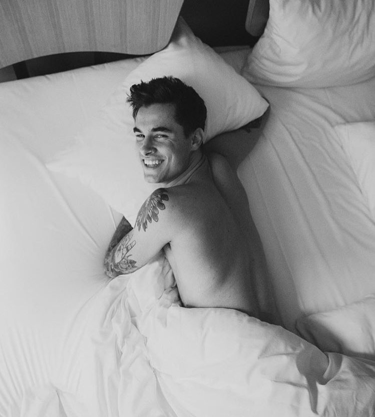 ALONZO2KINKY's tweet photo. @.MIGUEL2CALiENTE: i just want gino to always smile his smile can probably cure cancer and get rid of acne https://t.co/BNIko2UyyW