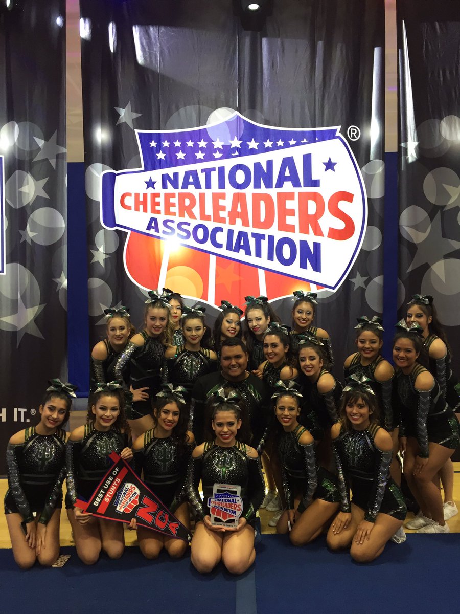 pacifica_cheer's tweet photo. 1st place at regionals this weekend!!! Proud of all you girls and Mitch 😉💚🔱 https://t.co/gpDxd00kgH