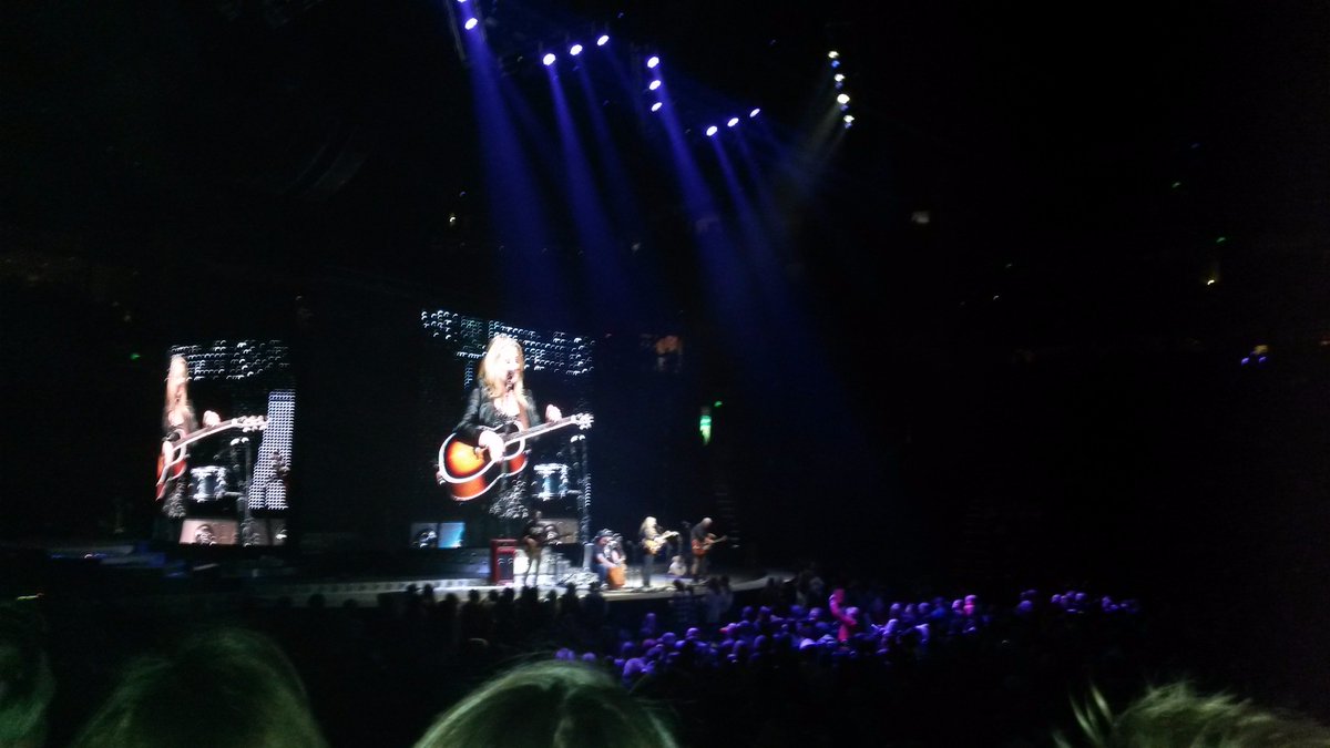 NashvilleDeuce's tweet photo. @NASHFM1033 Thank you for the awesome seats to Garth show tonight. AMAZING!!! SO excited!!! https://t.co/Owwwv8F5K6
