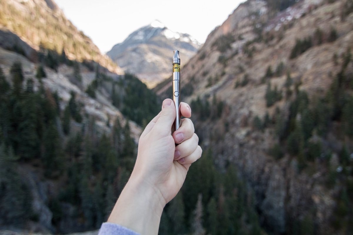 fliproducts's tweet photo. Nothing like going on a high adventure in the mountains with our #HighTerp Tangie FLÏ Vapes!
.
.
.
#flï #fliproducts #adventure #vape #dabs #terpenes #terpsauce #mmj #thc #thca #marijuana #pot https://t.co/HTcOdgqV9e