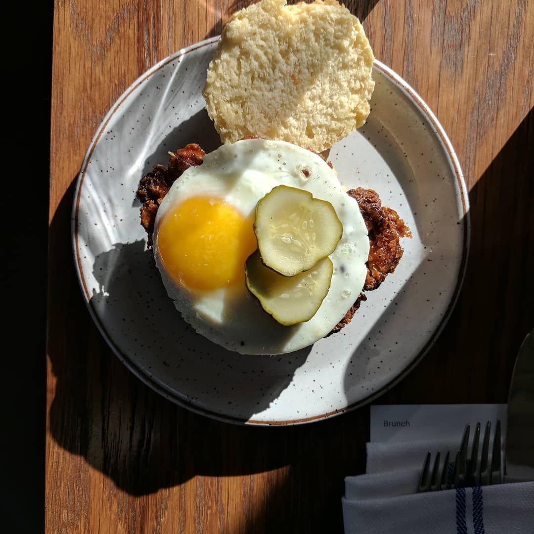 villagewgvl's tweet photo. Brunch goals at the @theanchoragegvl: Chicken Fried Cauliflower, Hot Sauce &amp; Honey, Farm Egg, Pickles, on a from scratch Biscuit available tomorrow, 10-3. #villagewgvl https://t.co/vI6a6YeK1q