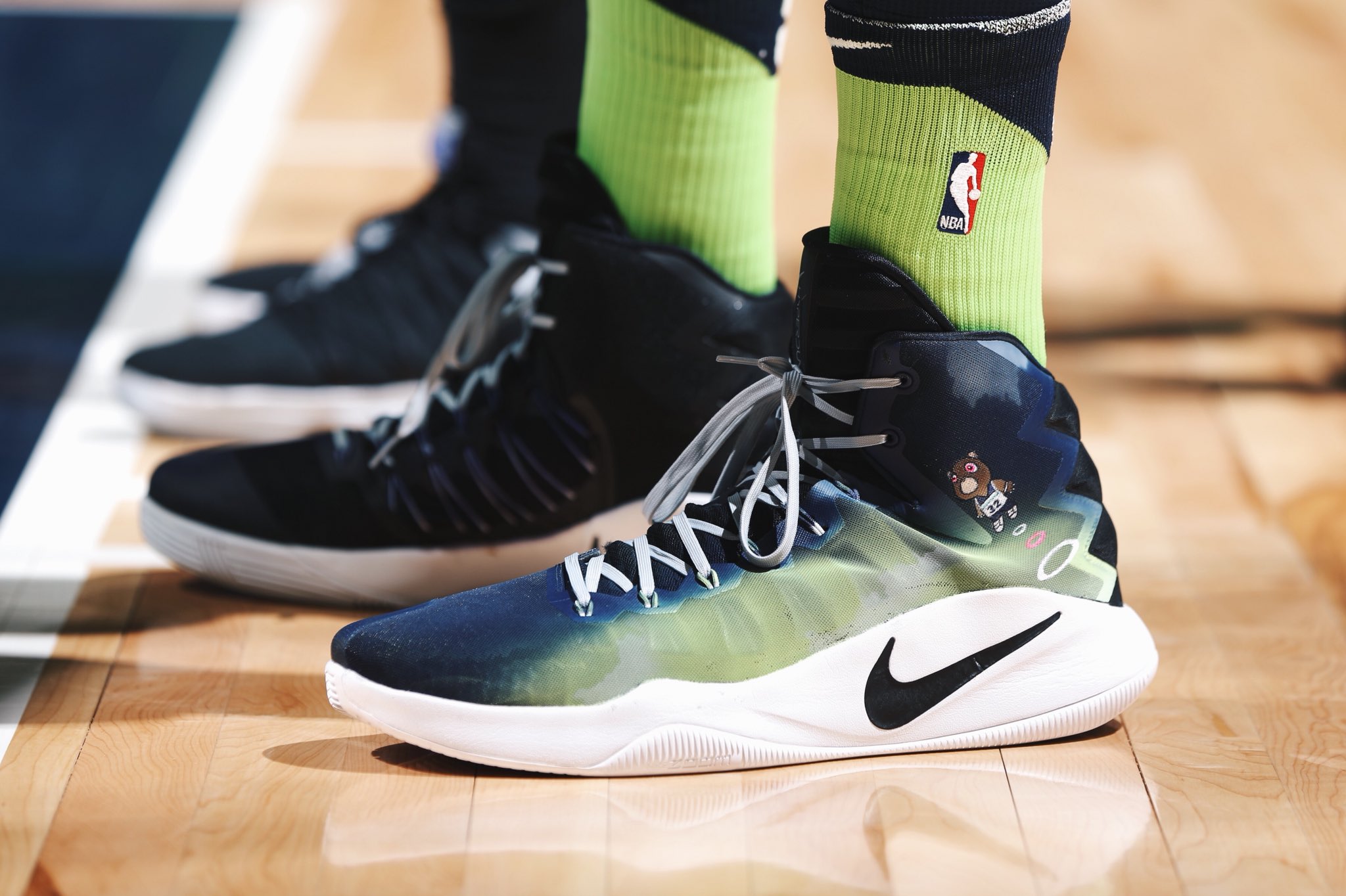 hyperdunk karl anthony towns