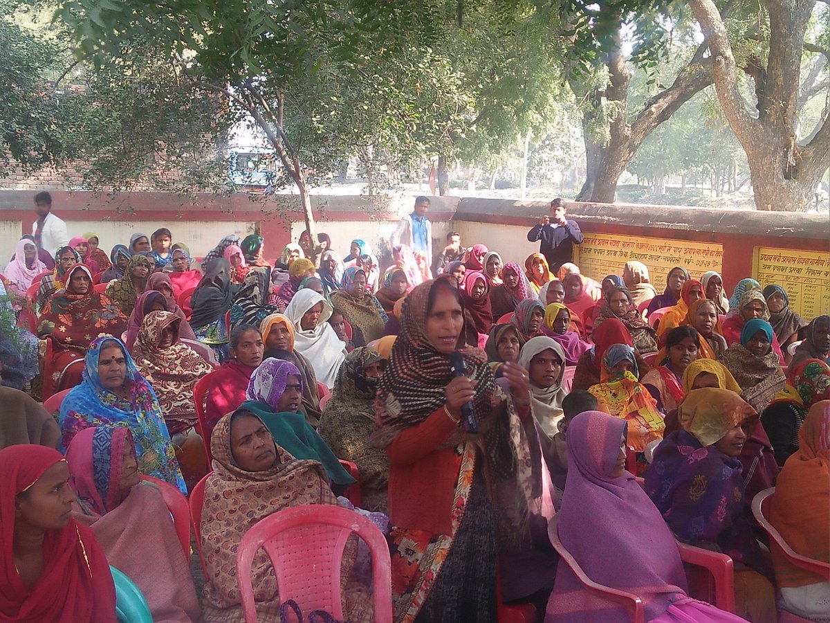 DNO_AMETHI's tweet photo. Lpg Panchayat conducted at Vill Arkha, Raebareli U.P. @HPCL @MyLPG_In @dpradhanbjp @MustyalwarShyam @AshutoshJindalS @ajitsingh1961 @RajeshKTiwary1 @yourschaudhary https://t.co/ULwbCv0IkK